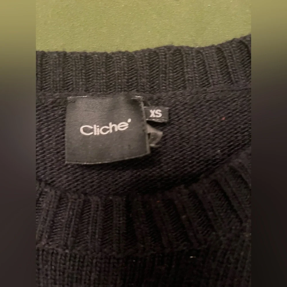 Sweater - Picture 2 of 5